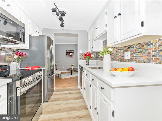 1804 ABERDEEN CIR, Crofton, MD 21114