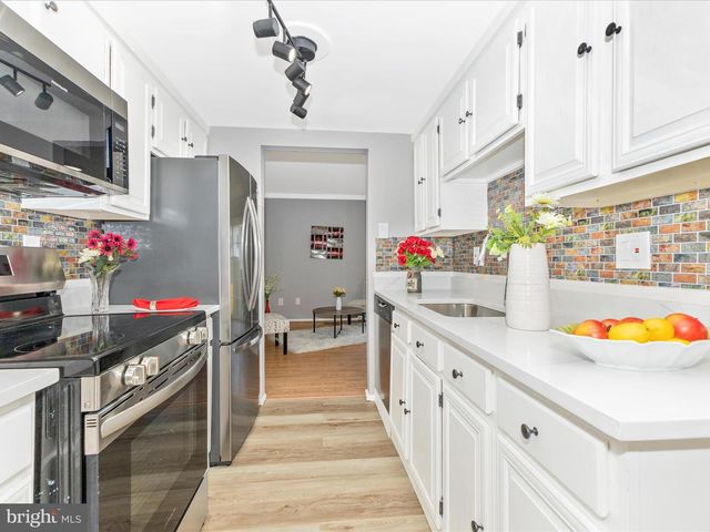 1804 ABERDEEN CIR, Crofton, MD 21114