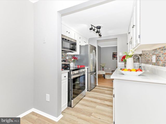 1804 ABERDEEN CIR, Crofton, MD 21114