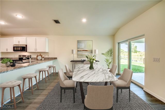 1437 NW 2nd ST, Cape Coral, FL 33993