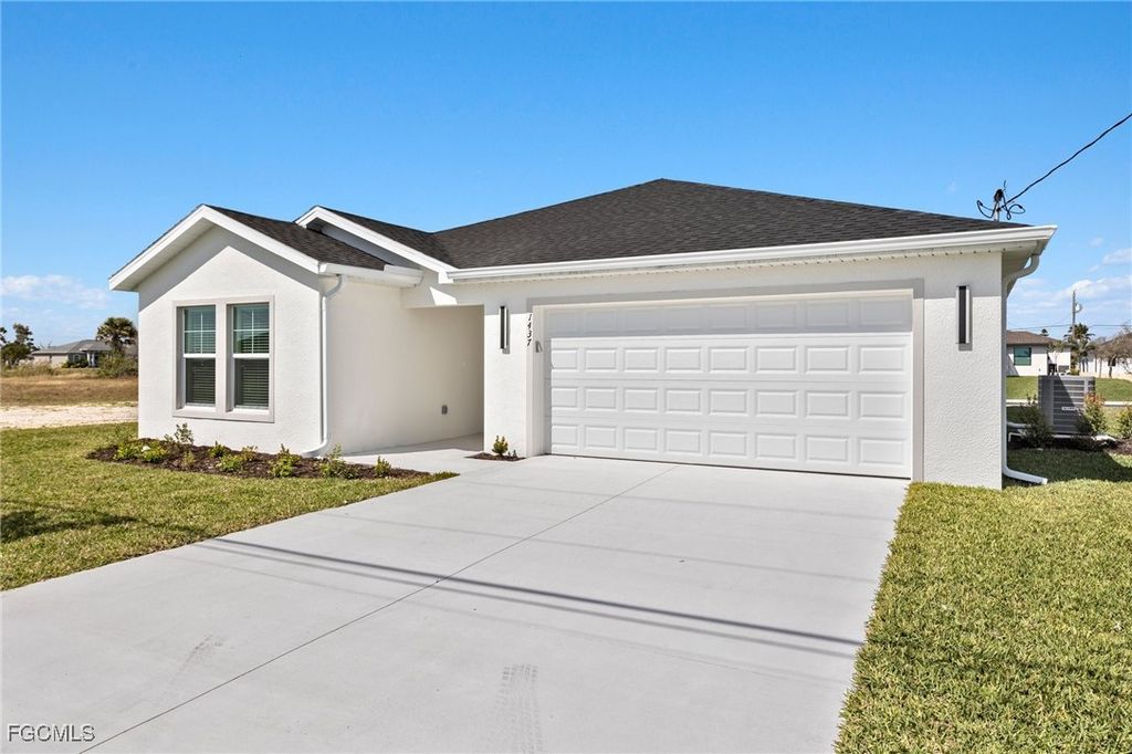 1437 NW 2nd ST, Cape Coral, FL 33993