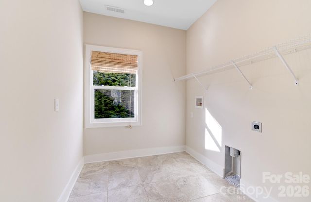 129 White Oak Road Extension, Arden, NC 28704