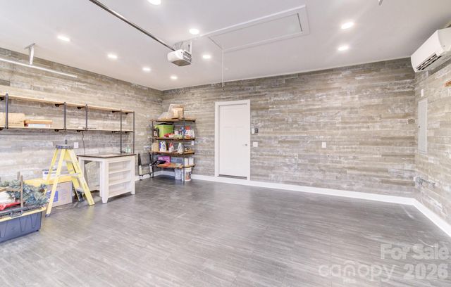 129 White Oak Road Extension, Arden, NC 28704