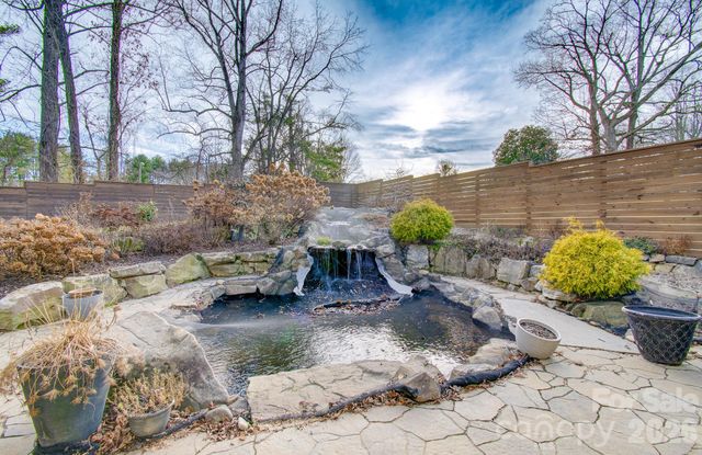 129 White Oak Road Extension, Arden, NC 28704