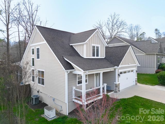 129 White Oak Road Extension, Arden, NC 28704