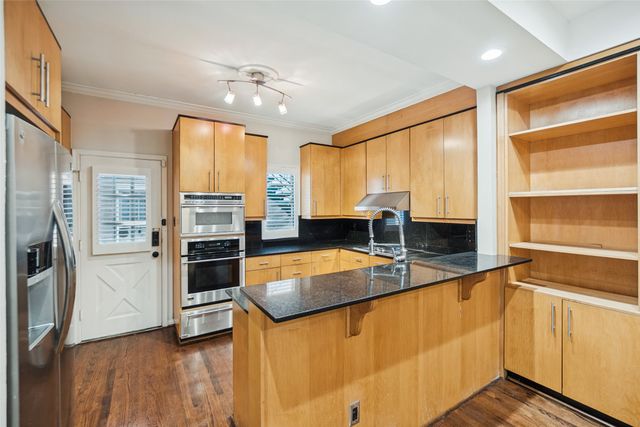 6306 Bandera Avenue A, Dallas, TX 75225