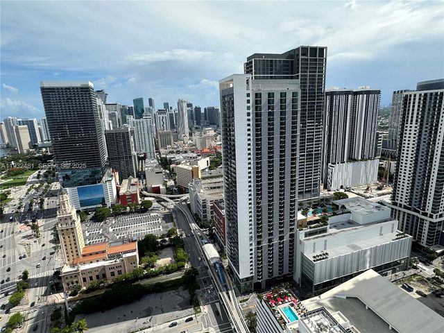 888 Biscayne Blvd 4302, Miami, FL 33132