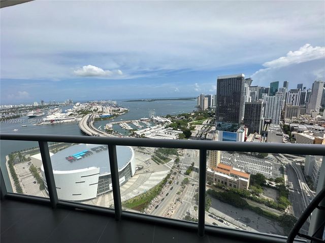 888 Biscayne Blvd 4302, Miami, FL 33132