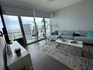 888 Biscayne Blvd 4302, Miami, FL 33132