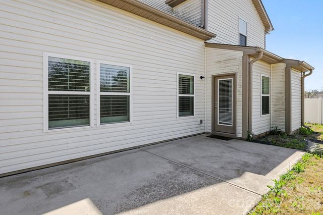 3173 Pinehills Way, Mount Holly, NC 28120