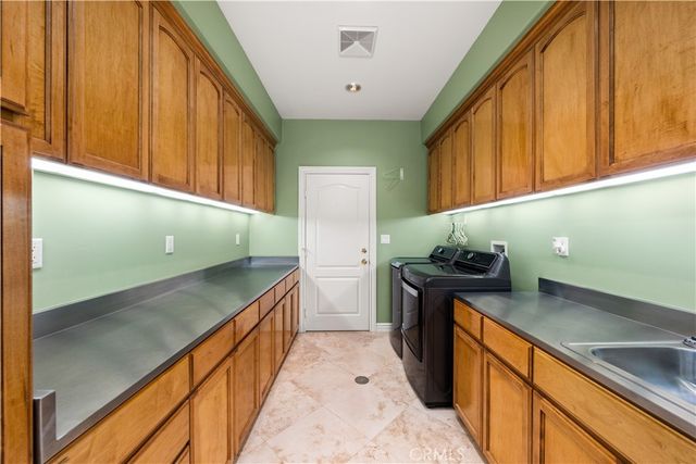 4009 Cerveza Circle, Corona, CA 92881