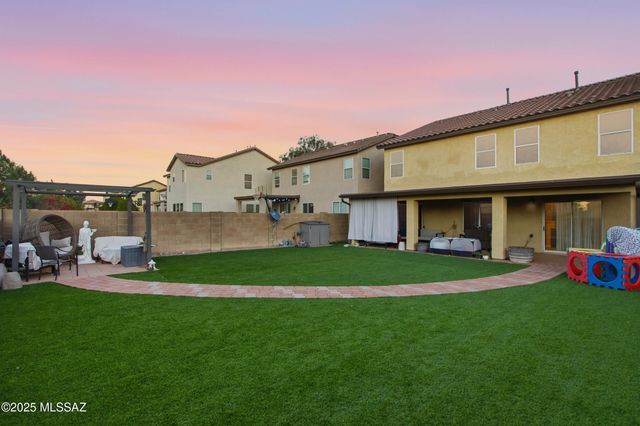 7018 S Sweetbush Avenue, Tucson, AZ 85756