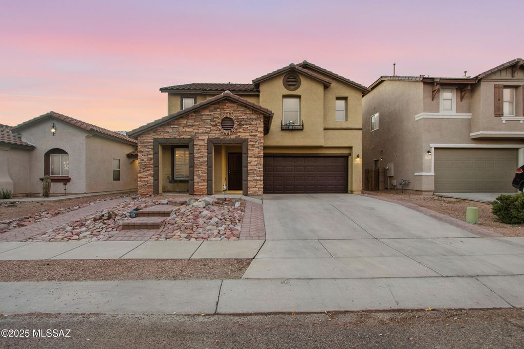 7018 S Sweetbush Avenue, Tucson, AZ 85756