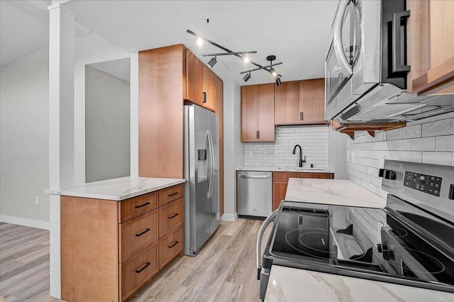 3133 LAKE RIDGE DRIVE, Sarasota, FL 34237