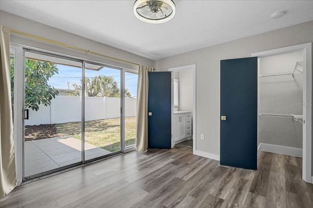 3133 LAKE RIDGE DRIVE, Sarasota, FL 34237