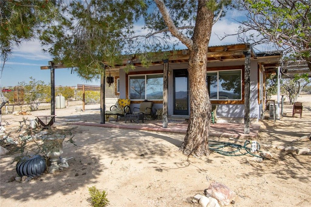 Image 1 of property listing at 63720 Pluto Road, Joshua Tree, CA 92252