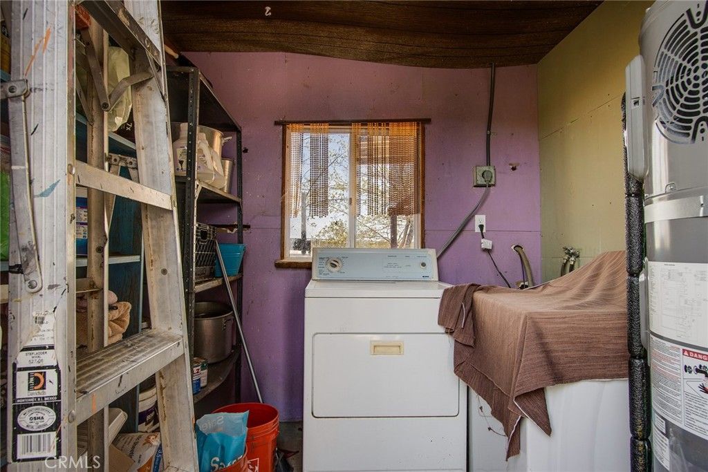 Image 21 of property listing at 63720 Pluto Road, Joshua Tree, CA 92252