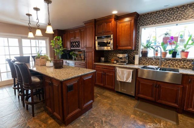 2419 Deerpark, Fullerton, CA 92835