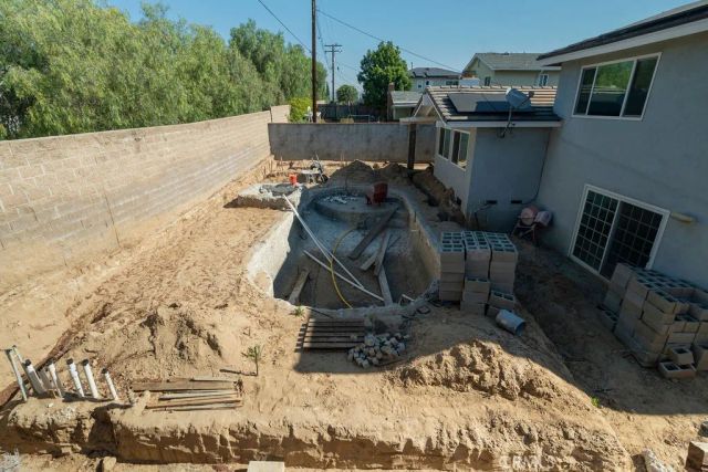 2419 Deerpark, Fullerton, CA 92835