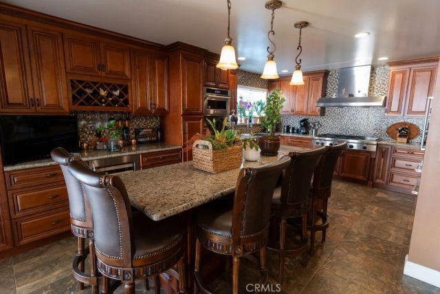 2419 Deerpark, Fullerton, CA 92835