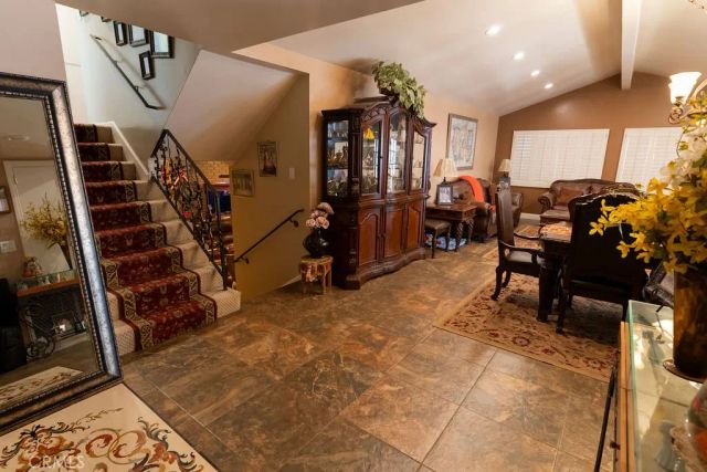 2419 Deerpark, Fullerton, CA 92835