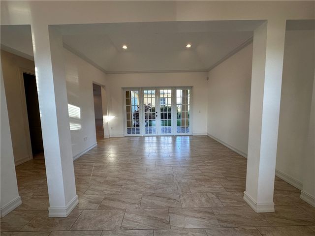 6430 Monserrat Drive, Vero Beach, FL 32967