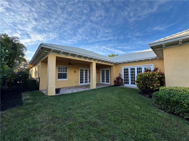 6430 Monserrat Drive, Vero Beach, FL 32967