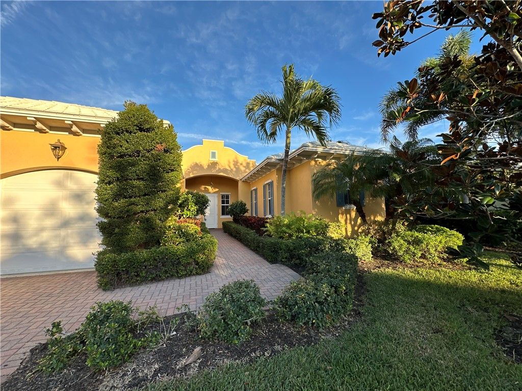 6430 Monserrat Drive, Vero Beach, FL 32967