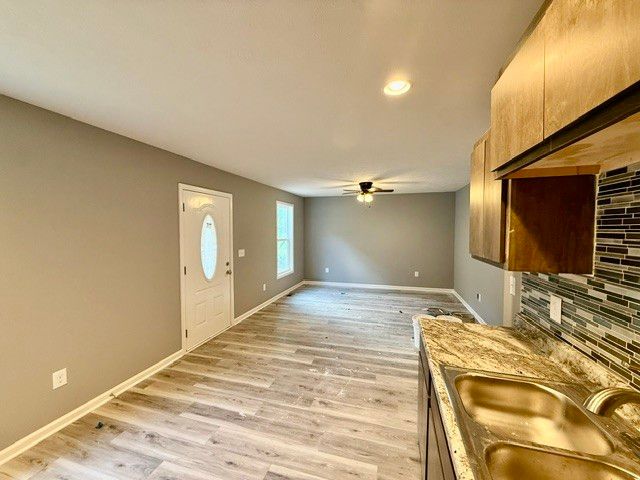 604 Decherd St, E, Tullahoma, TN 37388