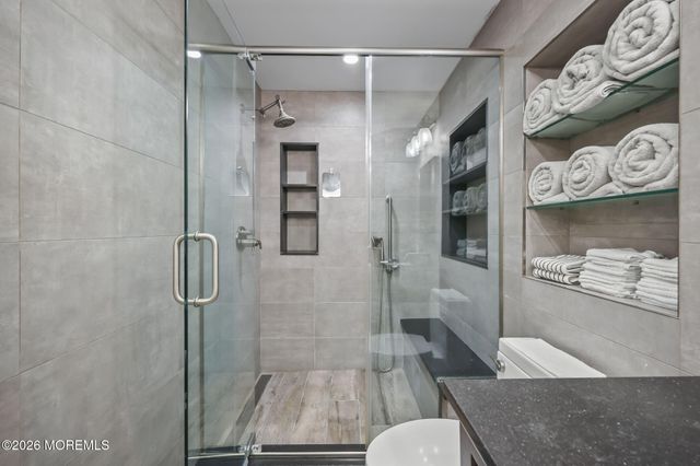 3 St Lawrence Way, Marlboro, NJ 07746