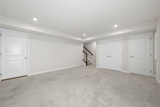 204 Cranesbill Dr, Adams Twp, PA 16046