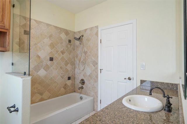 1213 Wakefield Drive, Houston, TX 77018