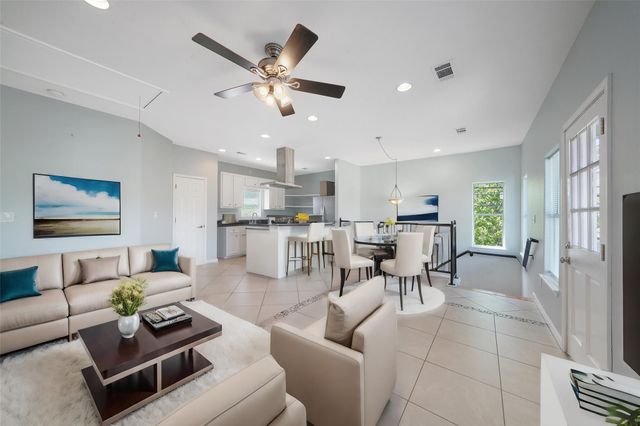 1213 Wakefield Drive, Houston, TX 77018