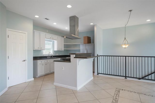 1213 Wakefield Drive, Houston, TX 77018