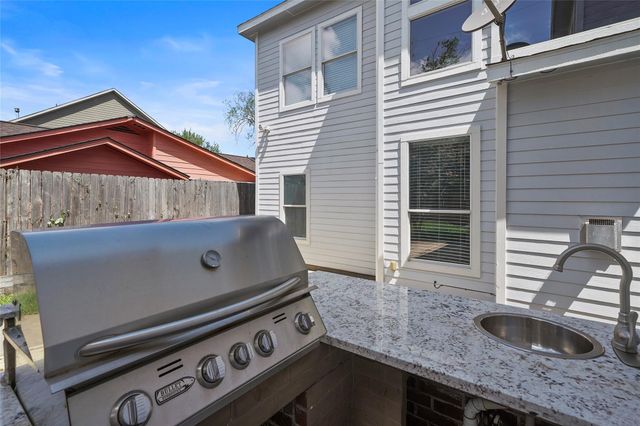 1213 Wakefield Drive, Houston, TX 77018