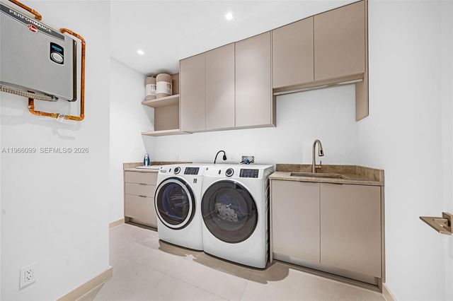 300 NE 48th St, Miami, FL 33137