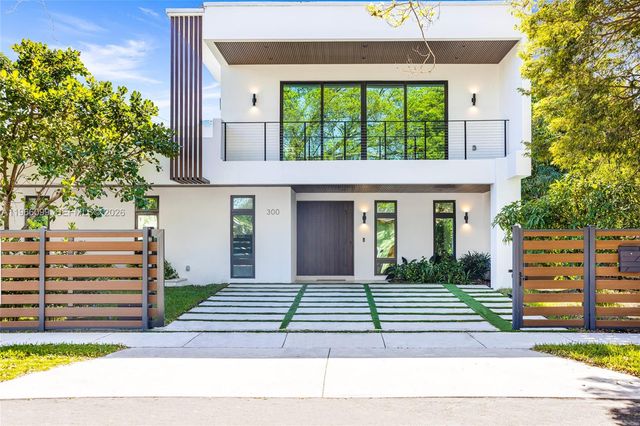 300 NE 48th St, Miami, FL 33137