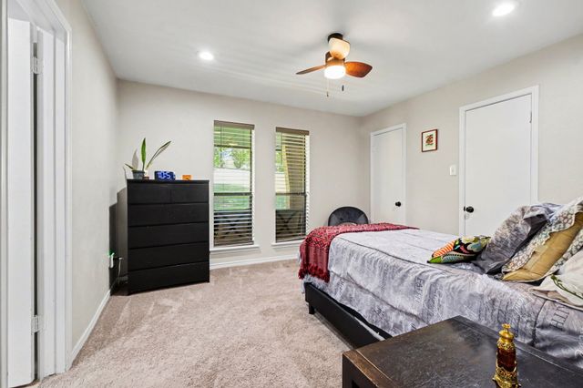 175 E Pleasant Run Road, Cedar Hill, TX 75104