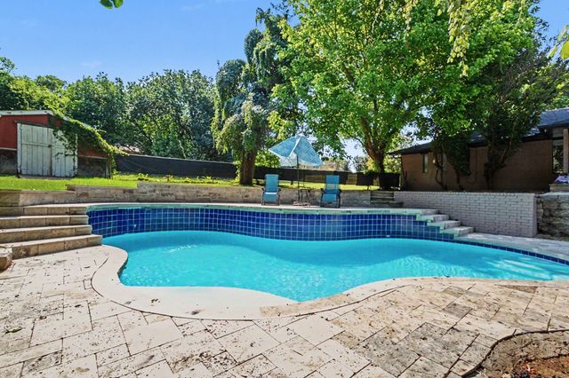 175 E Pleasant Run Road, Cedar Hill, TX 75104