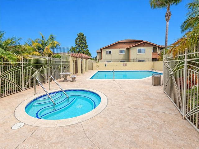510 Calle Montecito 51, Oceanside, CA 92057