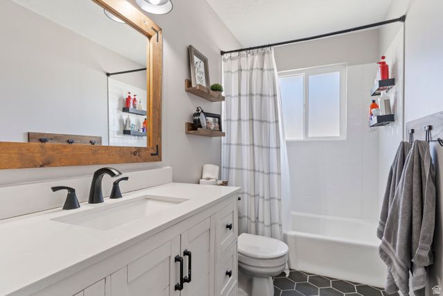 2522 N 2200 W, Farr West, UT 84404