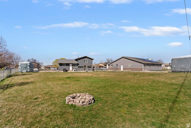 2522 N 2200 W, Farr West, UT 84404