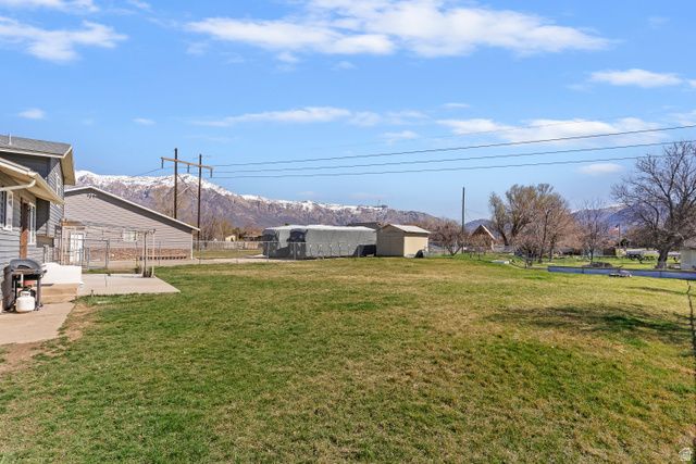 2522 N 2200 W, Farr West, UT 84404