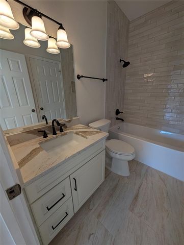 2107 PORTOFINO PLACE 30-302, Palm Harbor, FL 34683