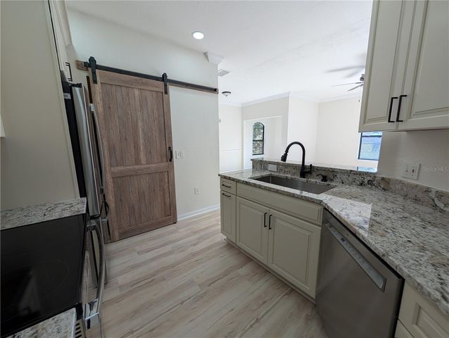 2107 PORTOFINO PLACE 30-302, Palm Harbor, FL 34683