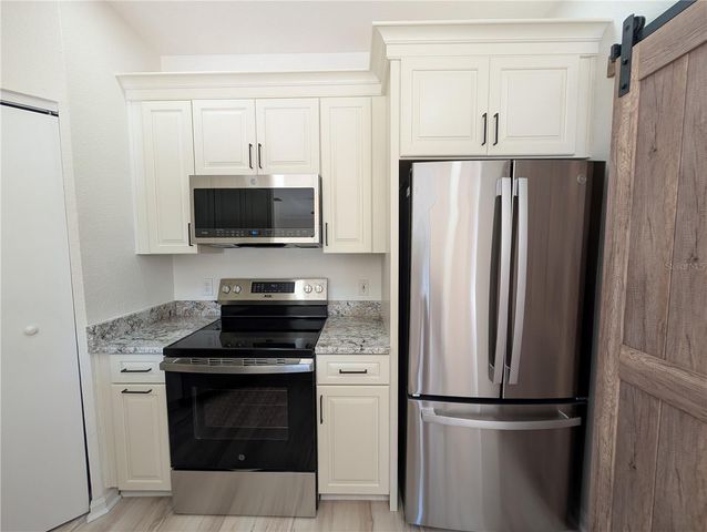 2107 PORTOFINO PLACE 30-302, Palm Harbor, FL 34683