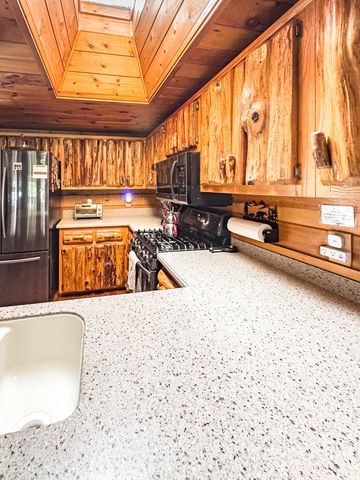 614 Rockridge Road, Murphy, NC 28906