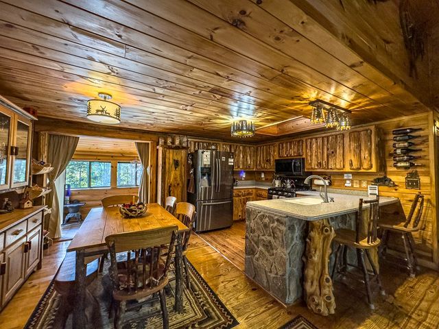 614 Rockridge Road, Murphy, NC 28906