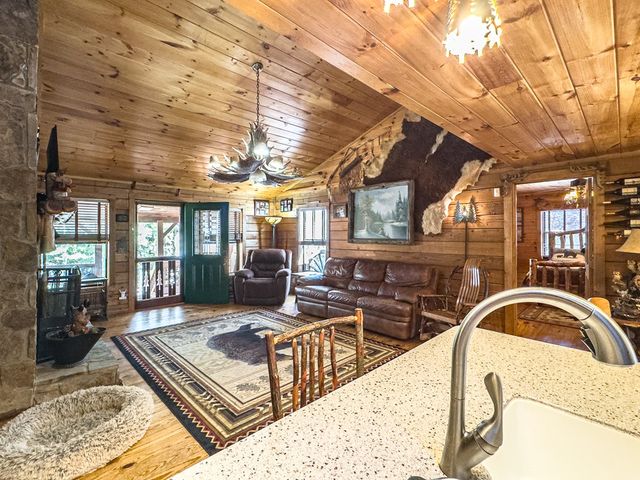614 Rockridge Road, Murphy, NC 28906