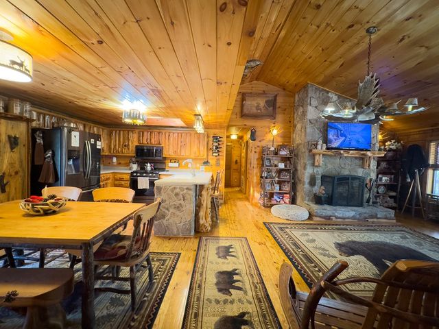 614 Rockridge Road, Murphy, NC 28906